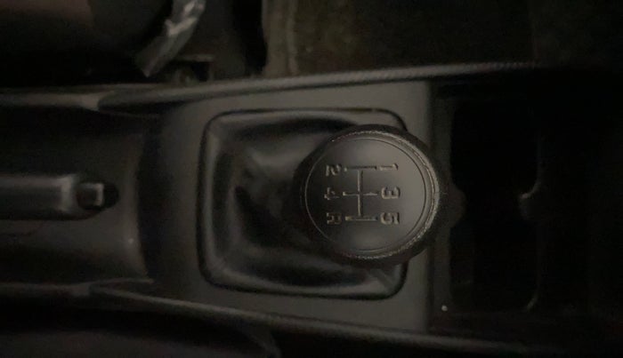 2024 Maruti FRONX SIGMA CNG 1.2 MT, CNG, Manual, 5,514 km, Gear Lever