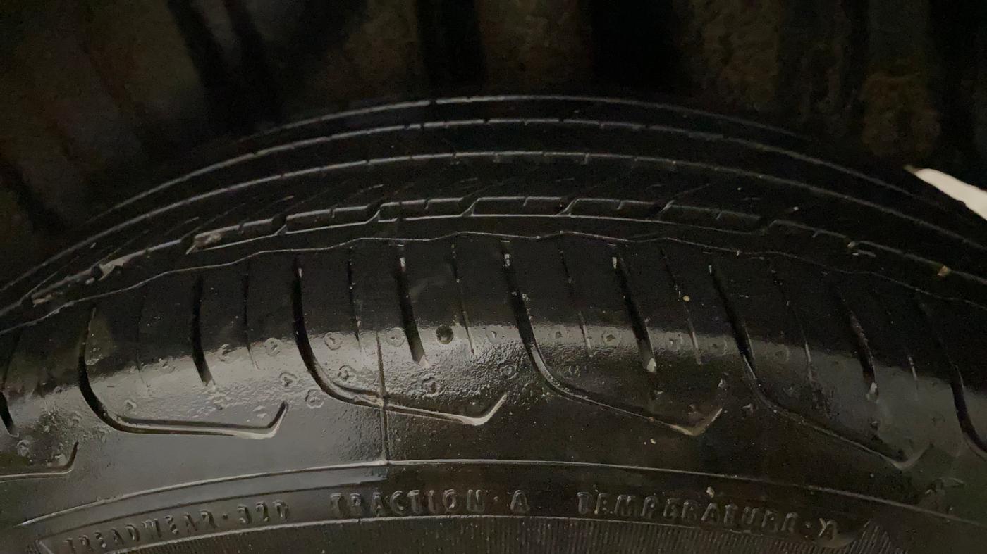 2024 Maruti FRONX SIGMA CNG 1.2 MT, CNG, Manual, 5,686 km, Left Rear Tyre Tread