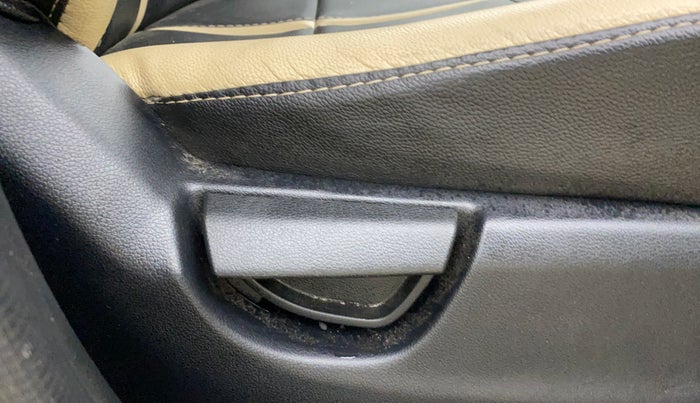 2022 Hyundai NEW SANTRO MAGNA, Petrol, Manual, 32,311 km, Driver Side Adjustment Panel