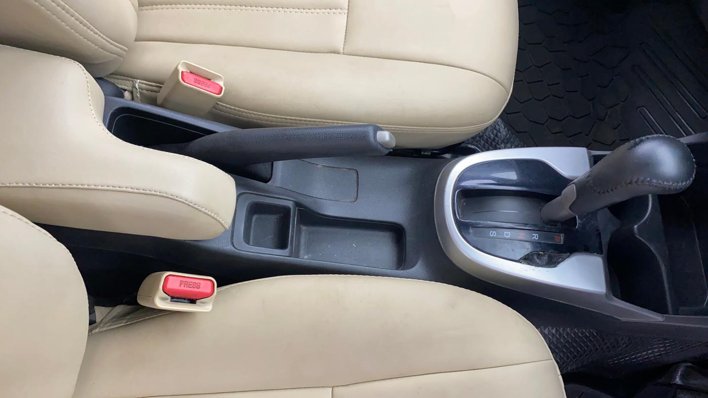 2020 Honda Jazz 1.2L I-VTEC VX CVT, Petrol, Automatic, 65,523 km, Gear Lever