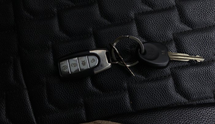 2018 Hyundai Elite i20 MAGNA EXECUTIVE 1.2, Petrol, Manual, 46,843 km, Key Close Up