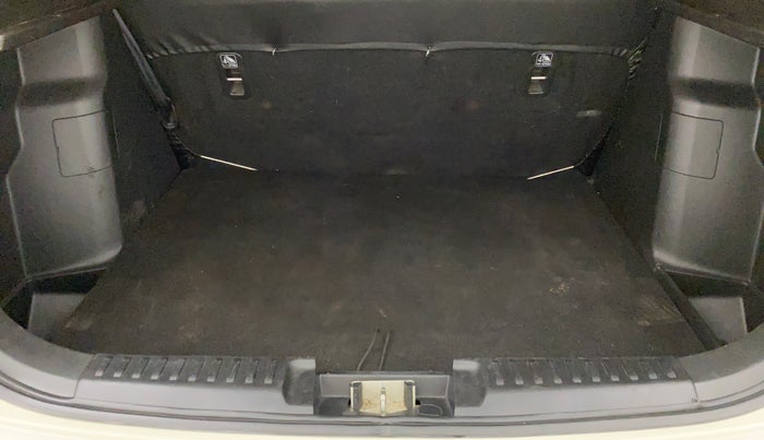 2019 Maruti Vitara Brezza VDI AMT, Diesel, Automatic, 52,896 km, Boot Inside