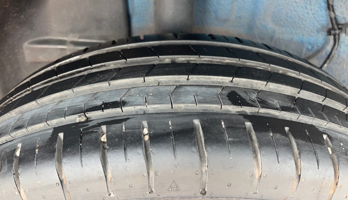 2024 Tata PUNCH Creative Plus, Petrol, Manual, 14,004 km, Right Rear Tyre Tread