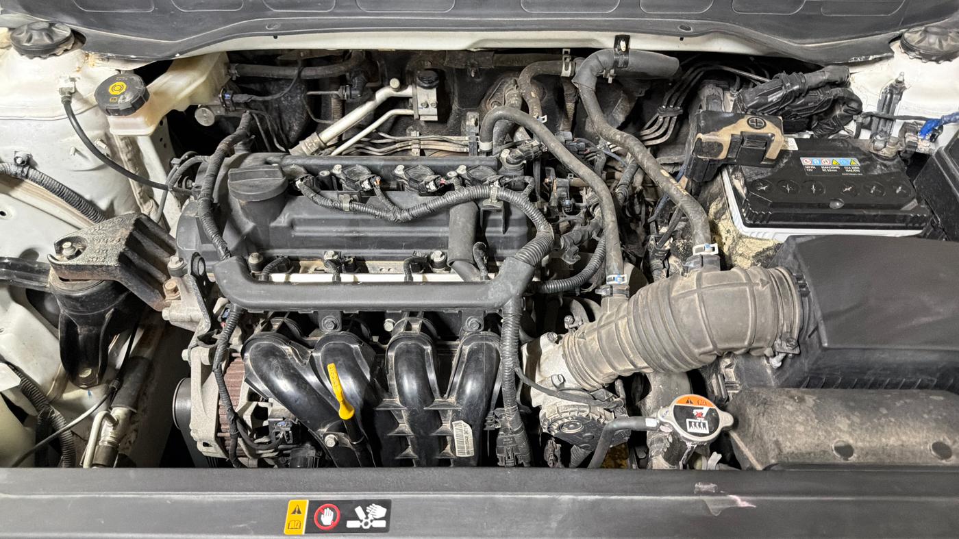 2022 Hyundai VENUE S 1.2, Petrol, Manual, 35,820 km, Engine View