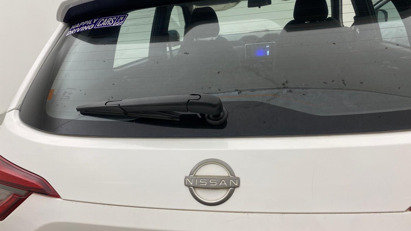 2022 Nissan MAGNITE XV PREMIUM TURBO CVT, Petrol, Automatic, 50,863 km, Rear Wiper