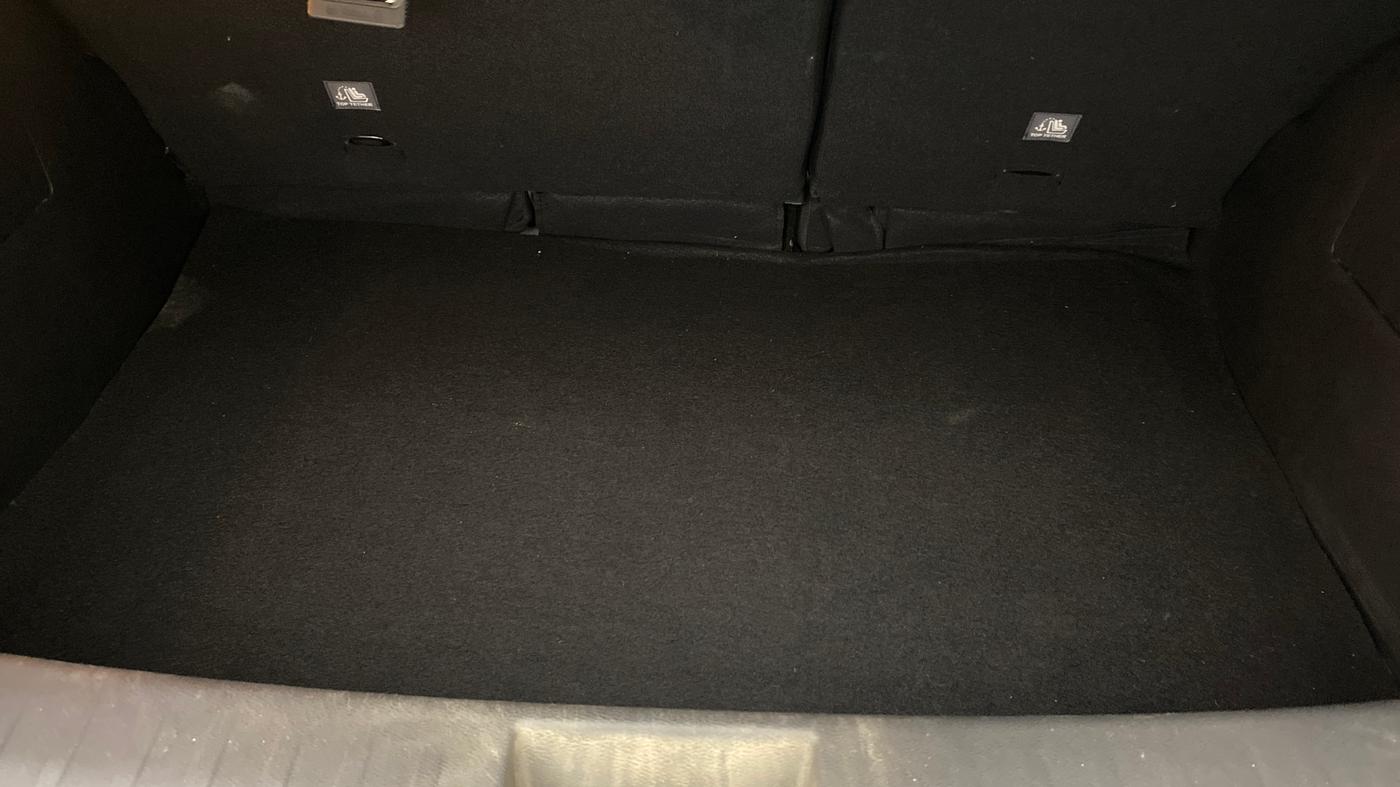 2022 Nissan MAGNITE XV PREMIUM TURBO CVT, Petrol, Automatic, 50,863 km, Boot Inside