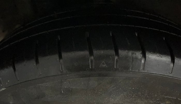 2019 Hyundai Verna 1.6 VTVT SX, Petrol, Manual, 74,825 km, Right Rear Tyre Tread