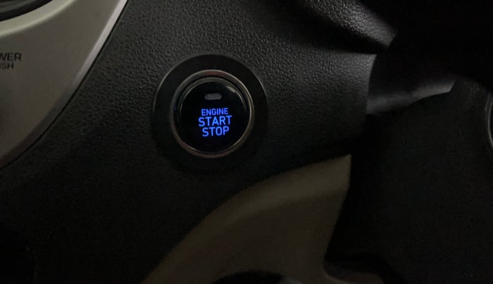 2019 Hyundai Verna 1.6 VTVT SX, Petrol, Manual, 74,825 km, Keyless Start/ Stop Button