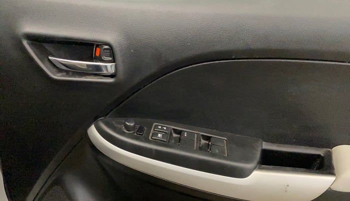 2015 Maruti Baleno ALPHA PETROL 1.2, Petrol, Manual, 65,468 km, Driver Side Door Panels Control