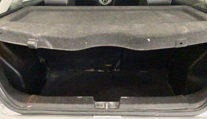 2015 Maruti Baleno ALPHA PETROL 1.2, Petrol, Manual, 65,468 km, Boot Inside