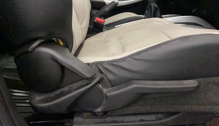 2015 Maruti Baleno ALPHA PETROL 1.2, Petrol, Manual, 65,468 km, Driver Side Adjustment Panel