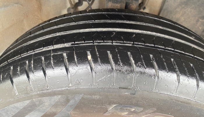 2023 Hyundai VENUE S 1.2, Petrol, Manual, 22,139 km, Right Front Tyre Tread