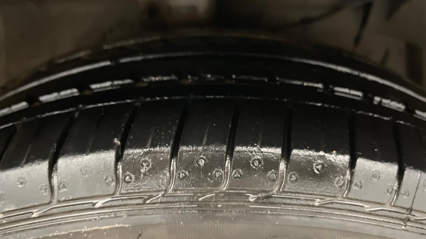 2018 Maruti Ciaz DELTA 1.4 MT PETROL, Petrol, Manual, 66,936 km, Right Front Tyre Tread
