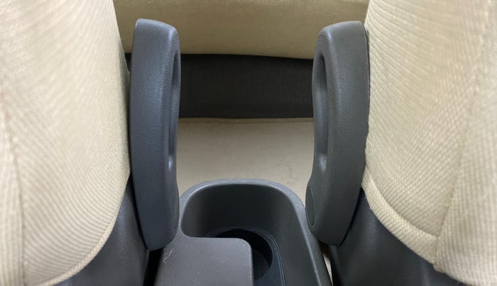 2012 Hyundai i10 SPORTZ 1.2 KAPPA2, Petrol, Manual, 28,999 km, Driver Side Adjustment Panel