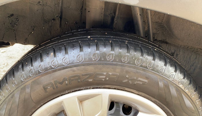 2020 Renault Kwid RXT 1.0 AMT (O), Petrol, Automatic, 55,585 km, Right Rear Tyre Tread