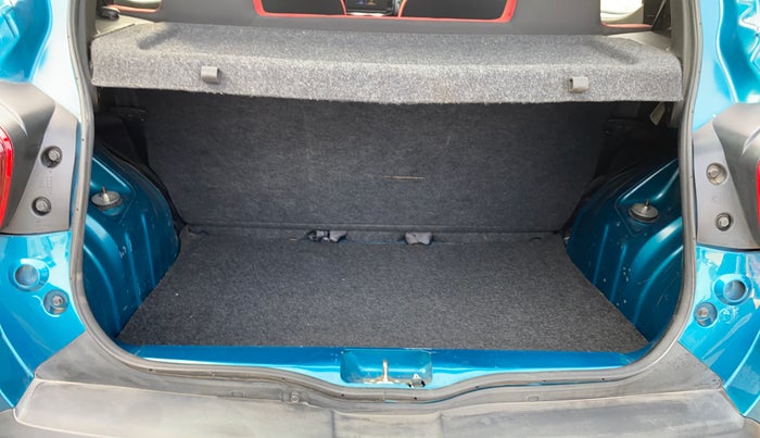 2020 Renault Kwid RXT 1.0 AMT (O), Petrol, Automatic, 55,585 km, Boot Inside