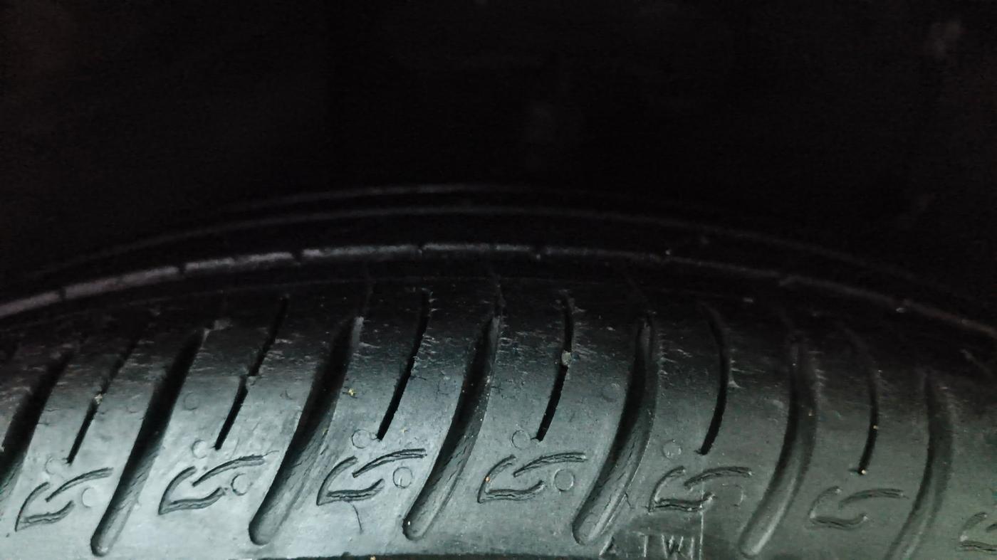 2023 KIA SONET GTX PLUS 1.0 DCT, Petrol, Automatic, 39,178 km, Left Front Tyre Tread