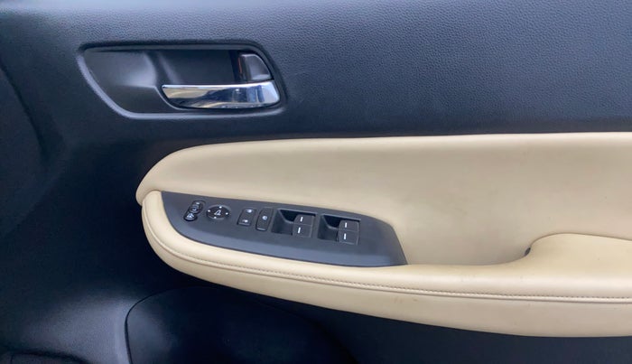 2020 Honda City 1.5L I-VTEC ZX, Petrol, Manual, 34,073 km, Driver Side Door Panels Control