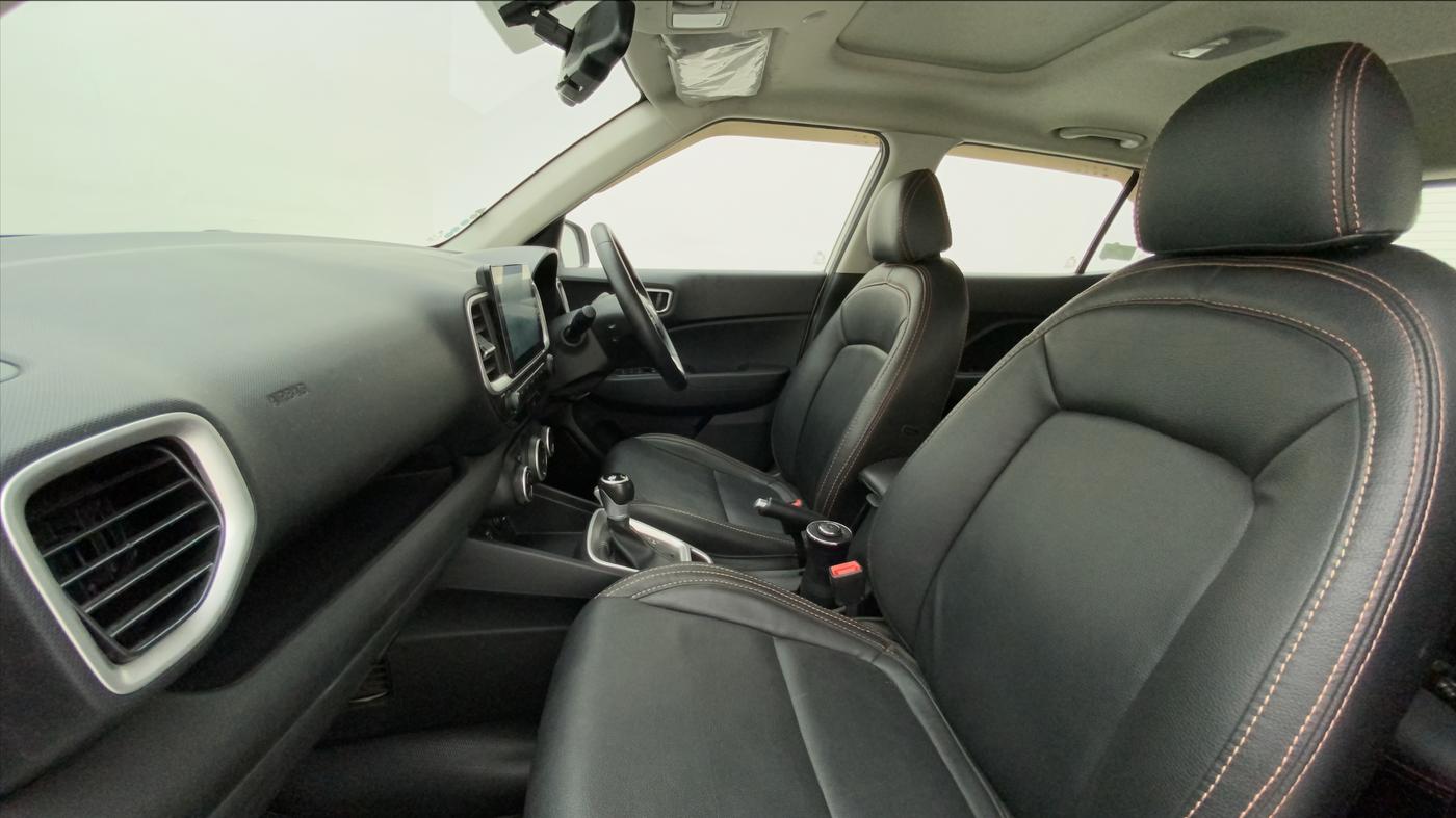 2020 Hyundai VENUE SX PLUS 1.0 TURBO DCT, Petrol, Automatic, 22,334 km, Right Side Front Door Cabin