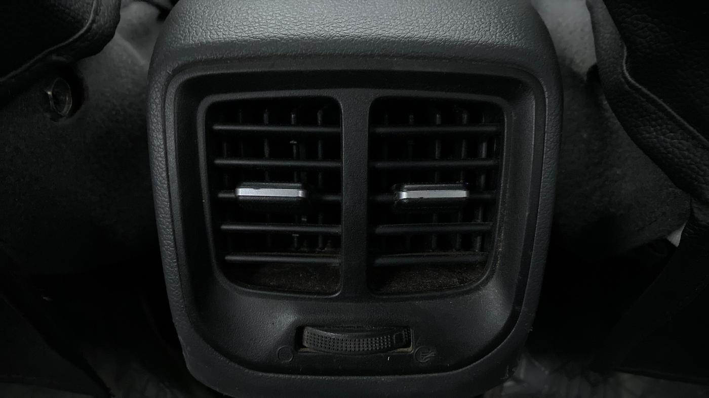 2020 Hyundai GRAND I10 NIOS MAGNA CORPORATE EDITION 1.2 KAPPA VTVT, Petrol, Manual, 52,876 km, Rear AC Vents