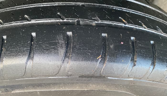2019 Maruti Swift VXI AMT, Petrol, Automatic, 64,562 km, Left Rear Tyre Tread