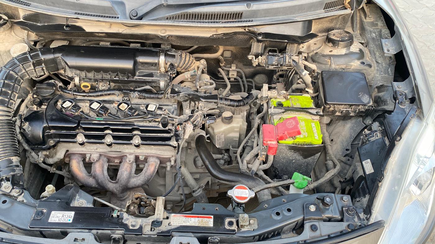 2019 Maruti Swift VXI AMT, Petrol, Automatic, 64,571 km, Engine View - Left