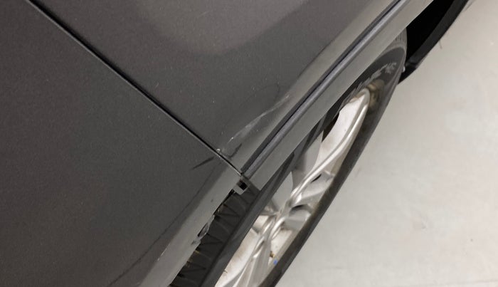 2016 Maruti Vitara Brezza ZDI, Diesel, Manual, 1,05,687 km, Right quarter panel - Slightly dented