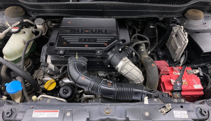 2016 Maruti Vitara Brezza ZDI, Diesel, Manual, 1,05,687 km, Open Bonet
