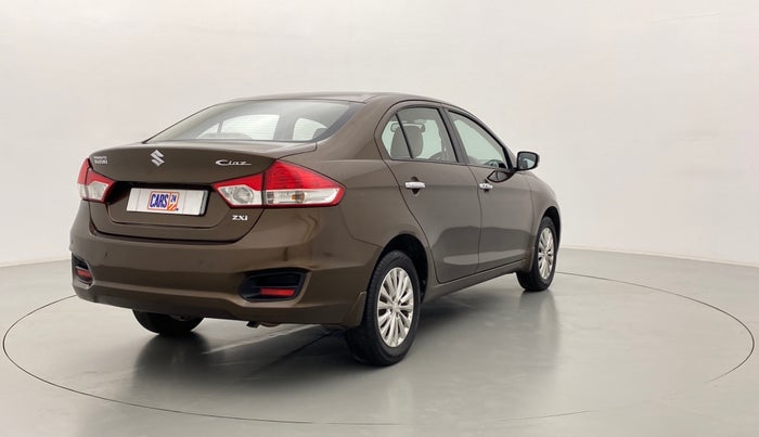 2015 Maruti Ciaz ZXI, Petrol, Manual, 68,137 km, Right Back Diagonal
