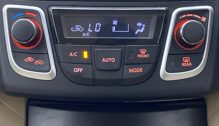 2015 Maruti Ciaz ZXI, Petrol, Manual, 68,137 km, Automatic Climate Control
