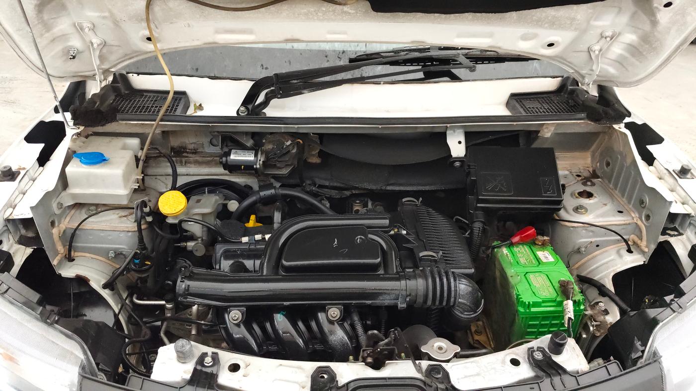 2020 Renault Kwid RXT 1.0 (O), Petrol, Manual, 84,303 km, Engine View