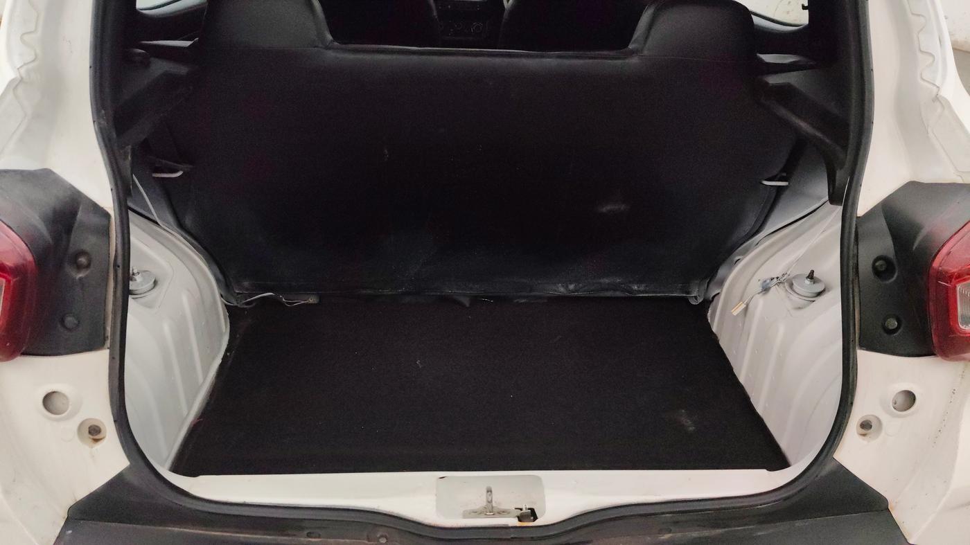 2020 Renault Kwid RXT 1.0 (O), Petrol, Manual, 84,303 km, Boot Inside