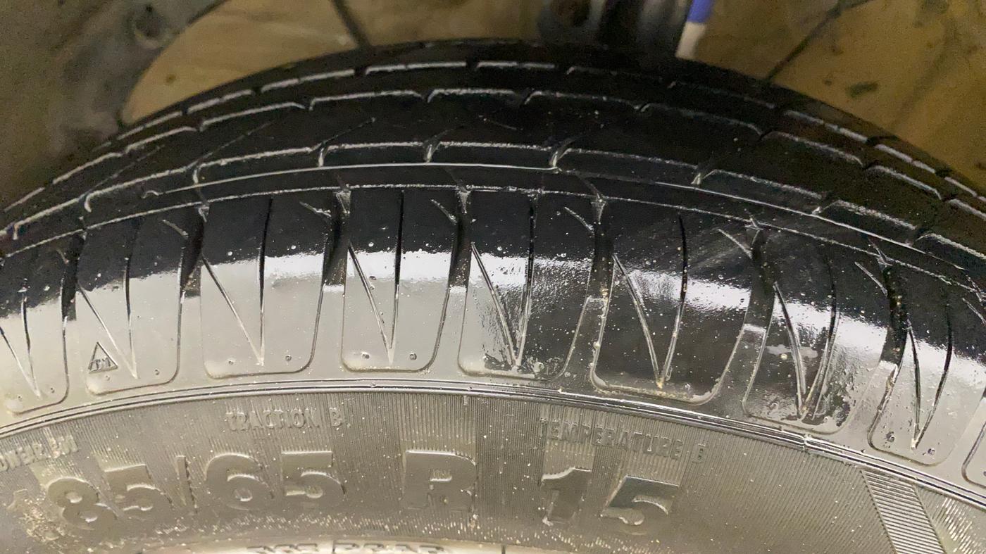 2018 Maruti Swift ZXI AMT, Petrol, Automatic, 37,103 km, Left Front Tyre Tread
