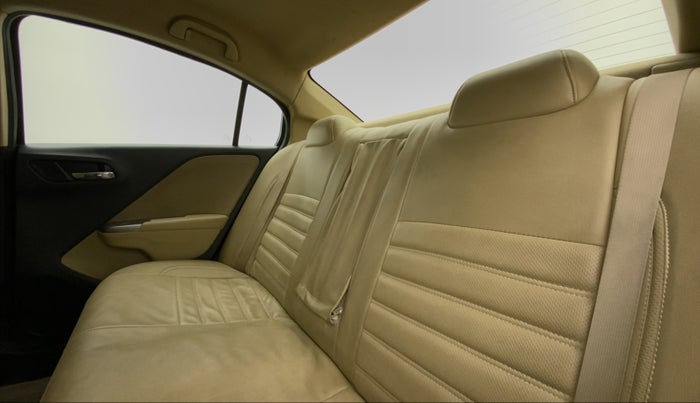 2014 Honda City 1.5L I-VTEC V MT, Petrol, Manual, 66,736 km, Right Side Rear Door Cabin