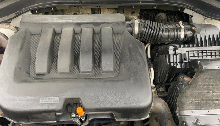 2022 Mahindra XUV700 AX 5 P MT 7 STR, Petrol, Manual, 65,429 km, Engine View