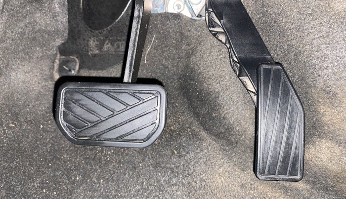 2020 Maruti S PRESSO VXI PLUS AMT, Petrol, Automatic, 53,765 km, Pedals