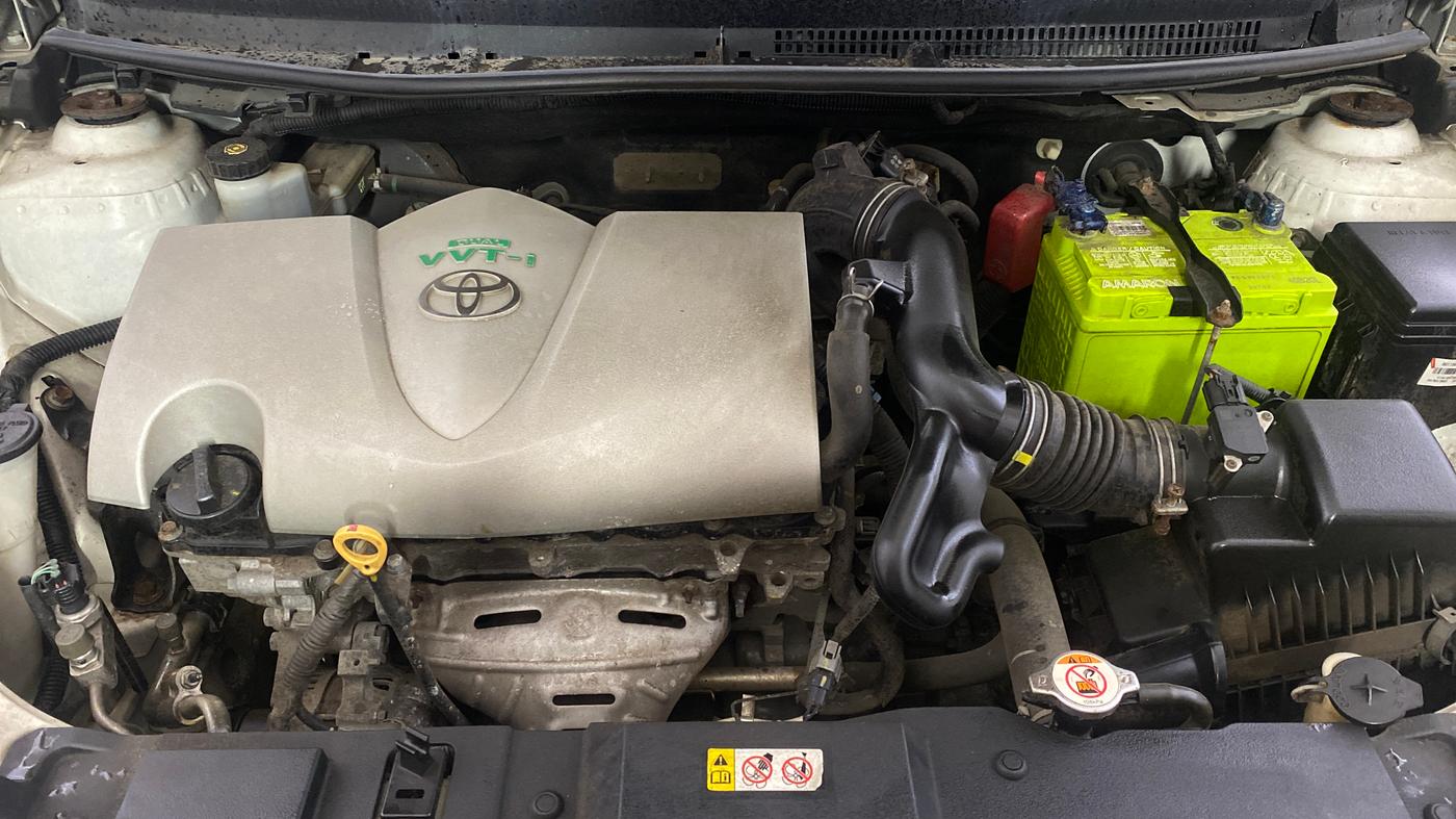 2021 Toyota YARIS G MT, Petrol, Manual, 73,369 km, Engine View