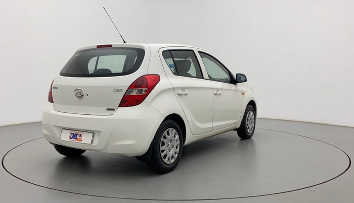 2012 Hyundai i20 MAGNA 1.2, CNG, Manual, 43,608 km, Right Back Diagonal