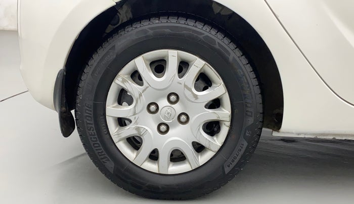 2012 Hyundai i20 MAGNA 1.2, CNG, Manual, 43,608 km, Right Rear Wheel