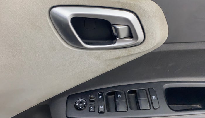 2020 Hyundai GRAND I10 NIOS SPORTZ AMT 1.2 KAPPA VTVT, Petrol, Automatic, 45,393 km, Driver Side Door Panels Control