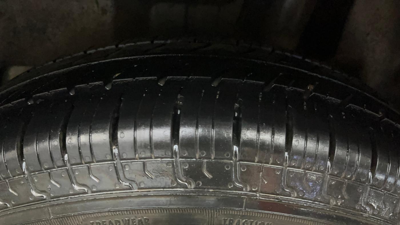 2020 Maruti Swift VXI, Petrol, Manual, 77,167 km, Left Rear Tyre Tread