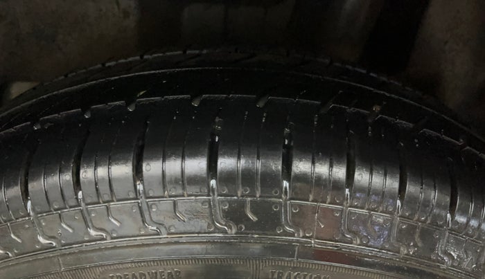2020 Maruti Swift VXI, Petrol, Manual, 77,167 km, Left Rear Tyre Tread