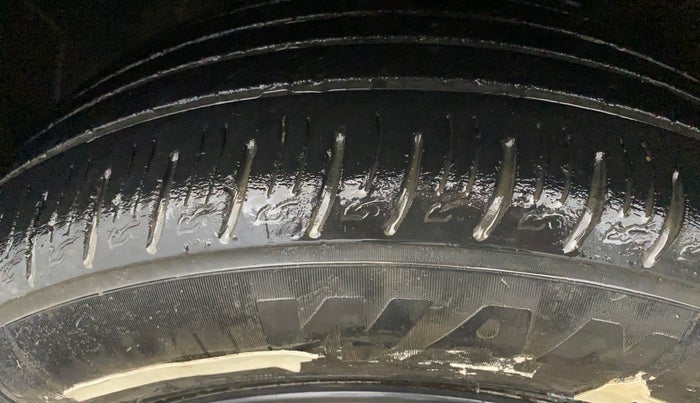 2022 Hyundai VENUE S (O) 1.0 TURBO IMT, Petrol, Manual, 25,247 km, Left Front Tyre Tread