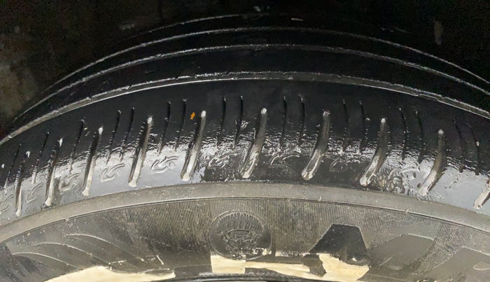 2022 Hyundai VENUE S (O) 1.0 TURBO IMT, Petrol, Manual, 25,247 km, Right Front Tyre Tread