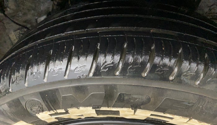 2022 Hyundai VENUE S (O) 1.0 TURBO IMT, Petrol, Manual, 25,247 km, Left Rear Tyre Tread