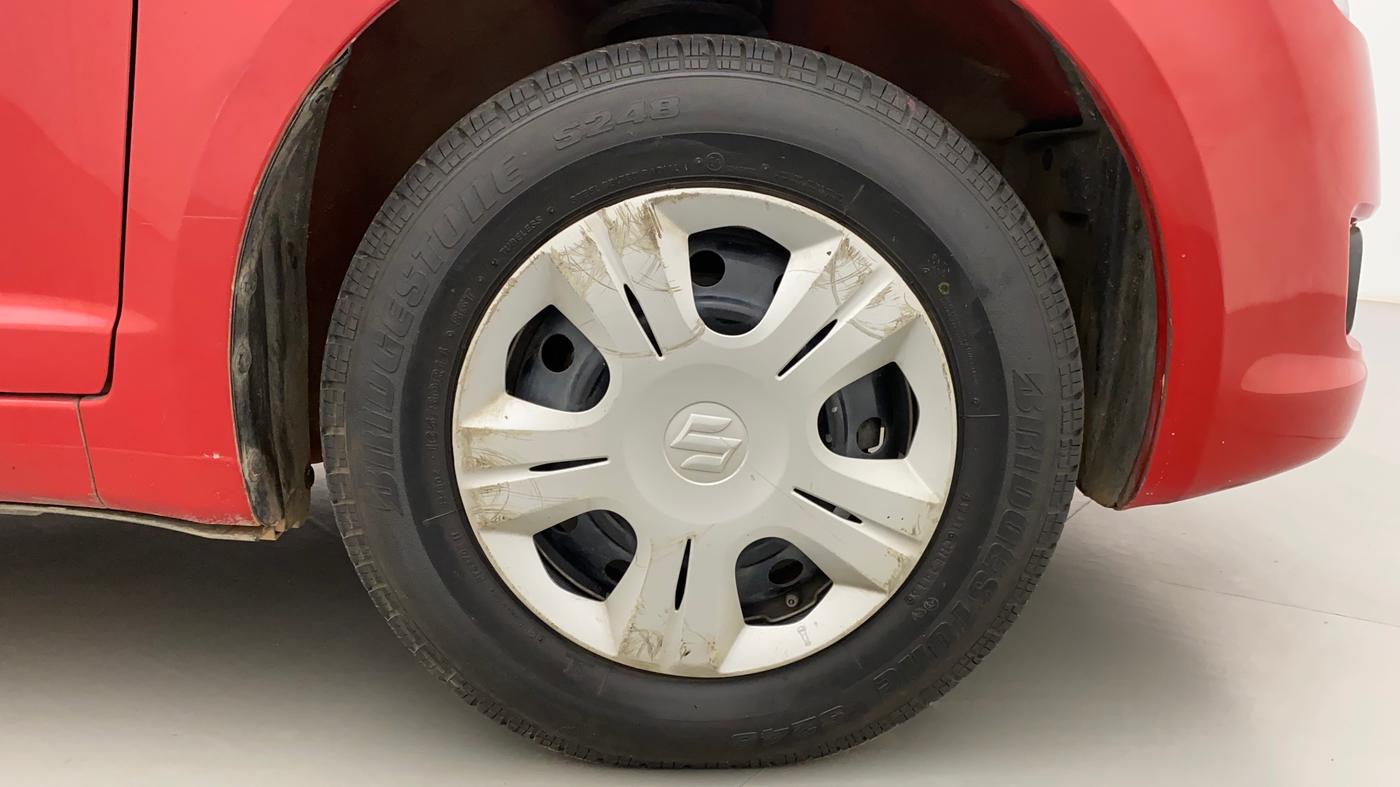 2011 Maruti Swift VXI, Petrol, Manual, 60,020 km, Right Front Wheel