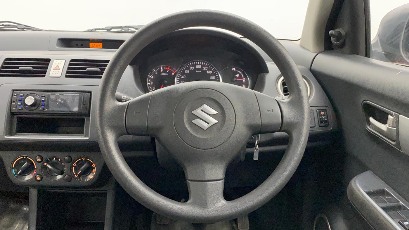 2011 Maruti Swift VXI, Petrol, Manual, 60,020 km, Steering Wheel Close Up