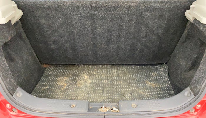 2011 Maruti Swift VXI, Petrol, Manual, 60,020 km, Boot Inside