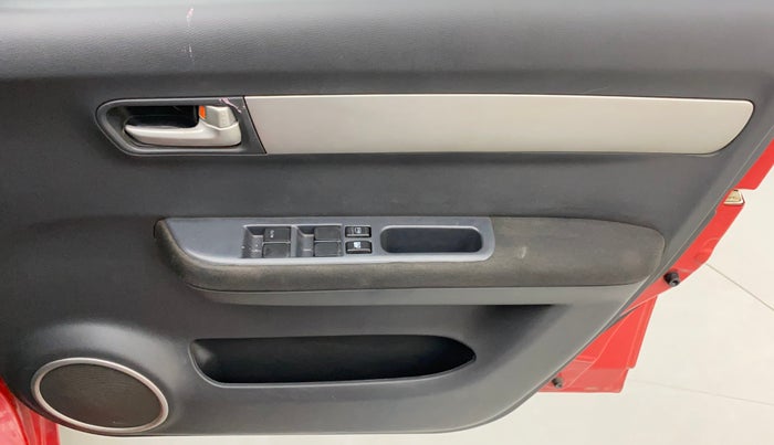 2011 Maruti Swift VXI, Petrol, Manual, 60,020 km, Driver Side Door Panels Control