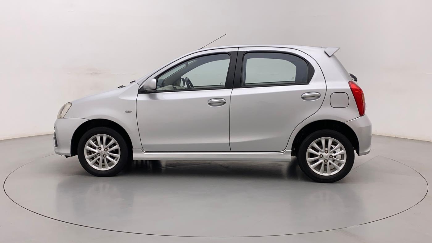 2013 Toyota Etios Liva VX, Petrol, Manual, 71,146 km, Left Side